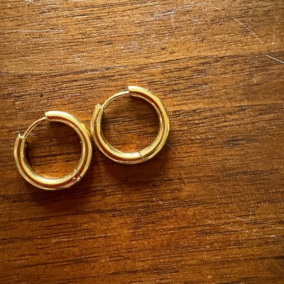 Atolea Jewelry - Gold Small Hoop Earrings - Unbranded
